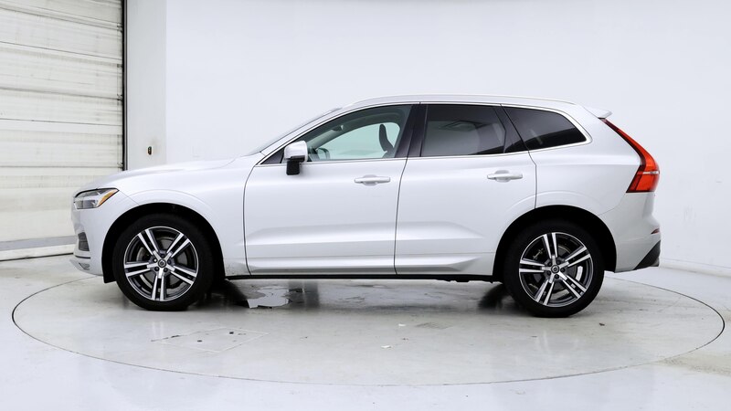 2021 Volvo XC60 T6 Momentum 3