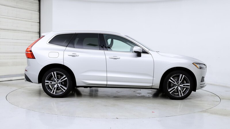 2021 Volvo XC60 T6 Momentum 7