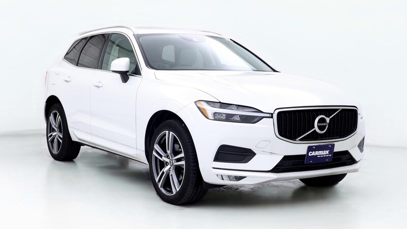 2021 Volvo XC60 T5 Momentum Hero Image