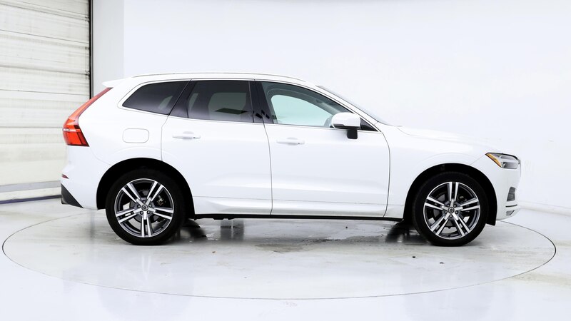 2021 Volvo XC60 T5 Momentum 7