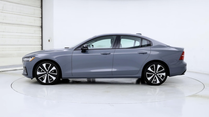 2022 Volvo S60 B5 Momentum 3