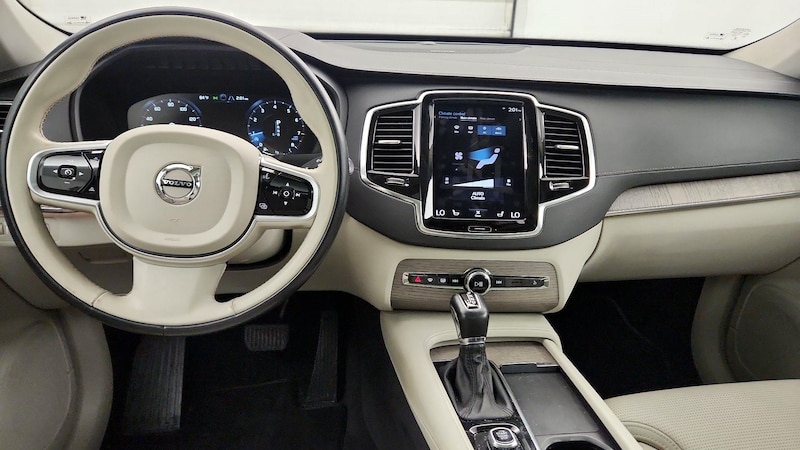 2021 Volvo XC90 T6 Inscription 10