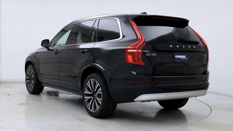 2022 Volvo XC90 T6 Momentum 2