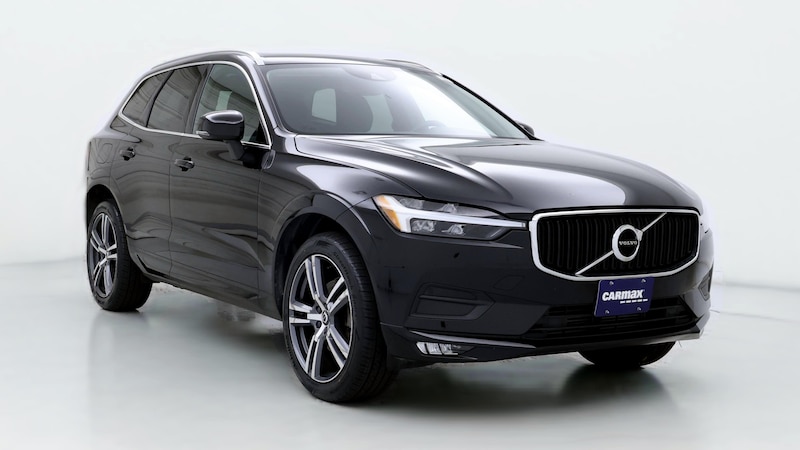 2021 Volvo XC60 T5 Momentum Hero Image