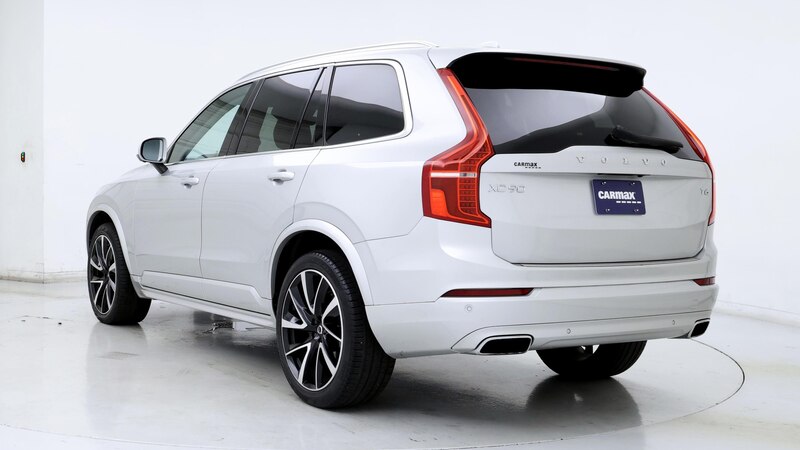 2021 Volvo XC90 T6 Momentum 2