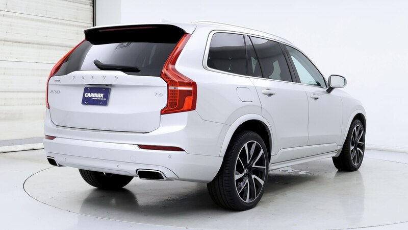 2021 Volvo XC90 T6 Momentum 8