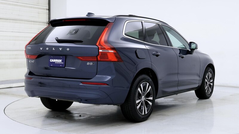 2023 Volvo XC60 B5 Core 8