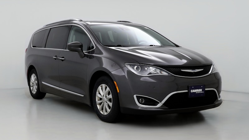 2018 Chrysler Pacifica Touring L Hero Image