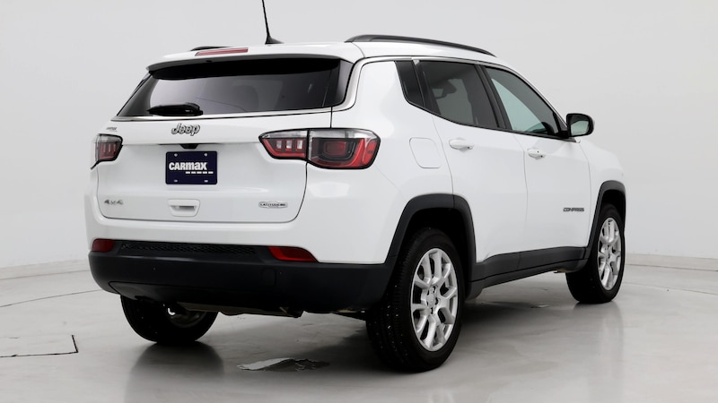 2024 Jeep Compass Latitude 8