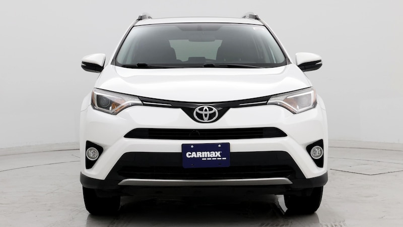 2016 Toyota RAV4 XLE 5