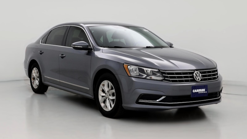 2017 Volkswagen Passat S Hero Image