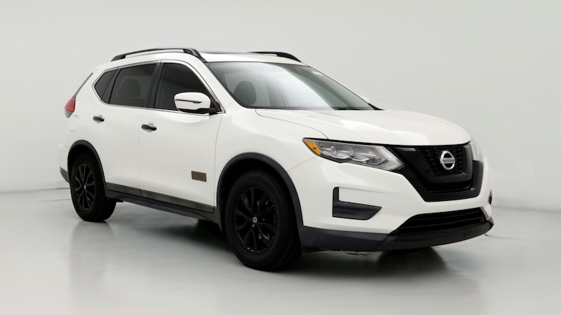 2017 Nissan Rogue SV Hero Image