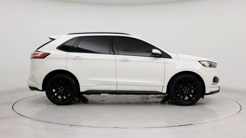 2020 Ford Edge  7