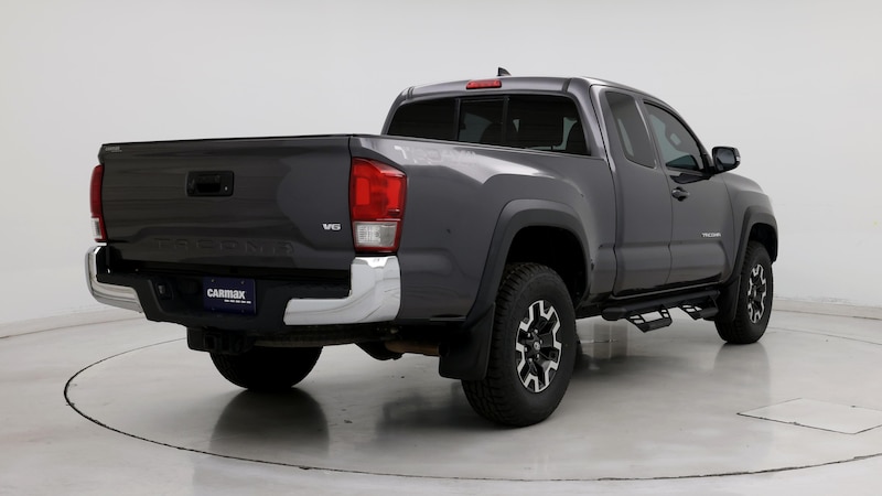 2016 Toyota Tacoma TRD Off-Road 8