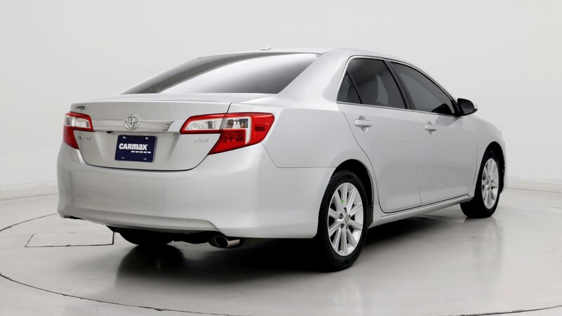 2014 Toyota Camry XLE 8