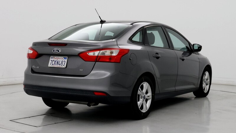 2014 Ford Focus SE 8