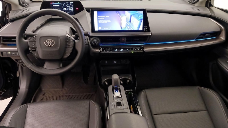 2023 Toyota Prius Limited 9