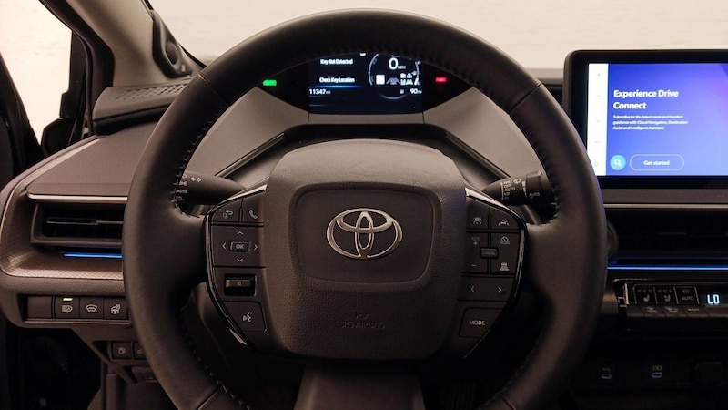 2023 Toyota Prius Limited 10