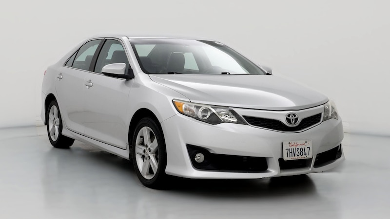 2013 Toyota Camry SE Hero Image