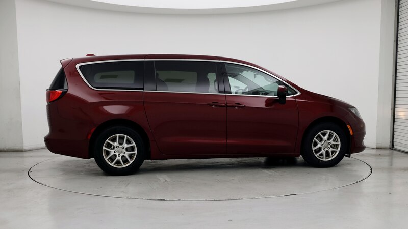 2018 Chrysler Pacifica LX 7