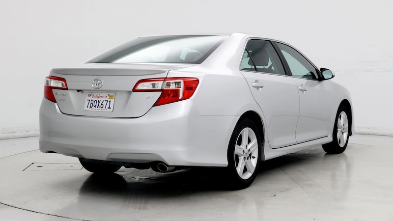 2013 Toyota Camry SE 8