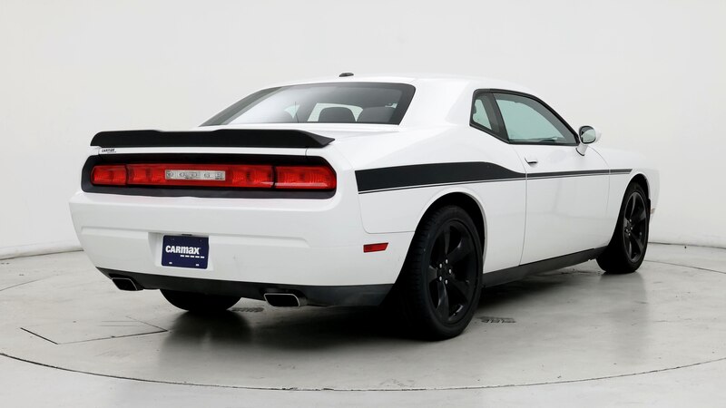 2014 Dodge Challenger SXT 8