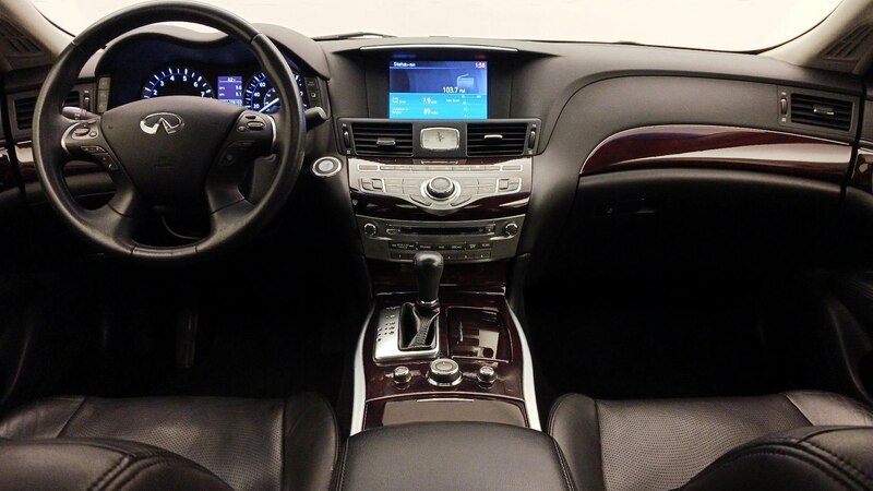 2013 INFINITI M37  9