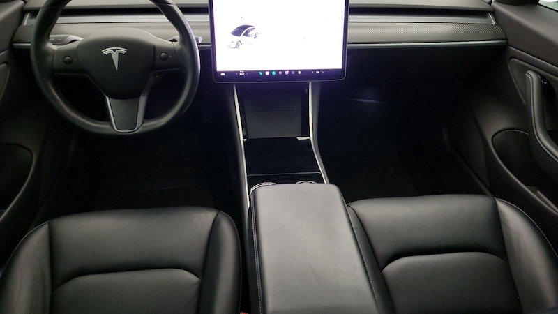 2019 Tesla Model 3 Long Range 9