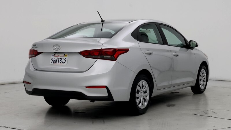 2022 Hyundai Accent SE 8