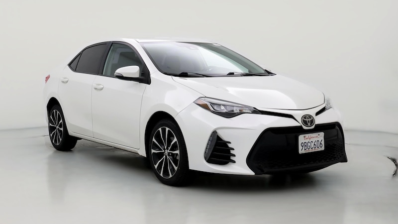 2019 Toyota Corolla SE Hero Image