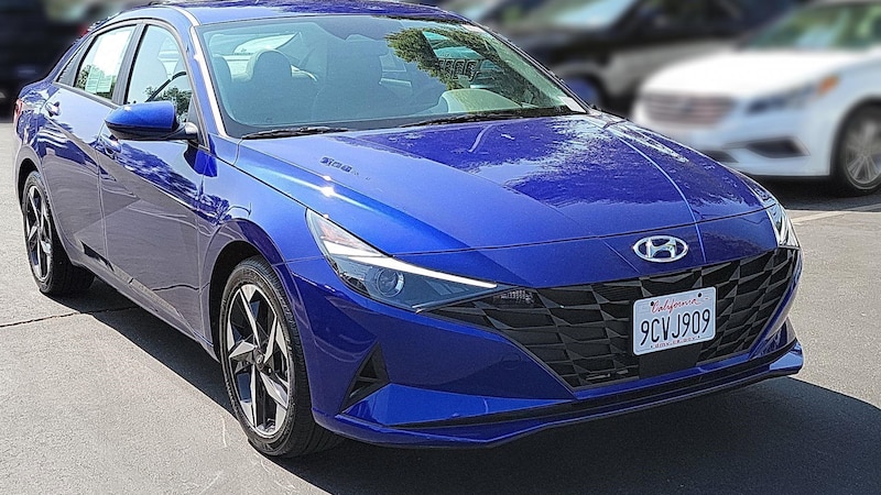 2023 Hyundai Elantra SEL Hero Image