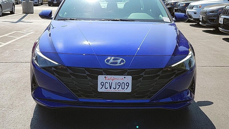 2023 Hyundai Elantra SEL 2