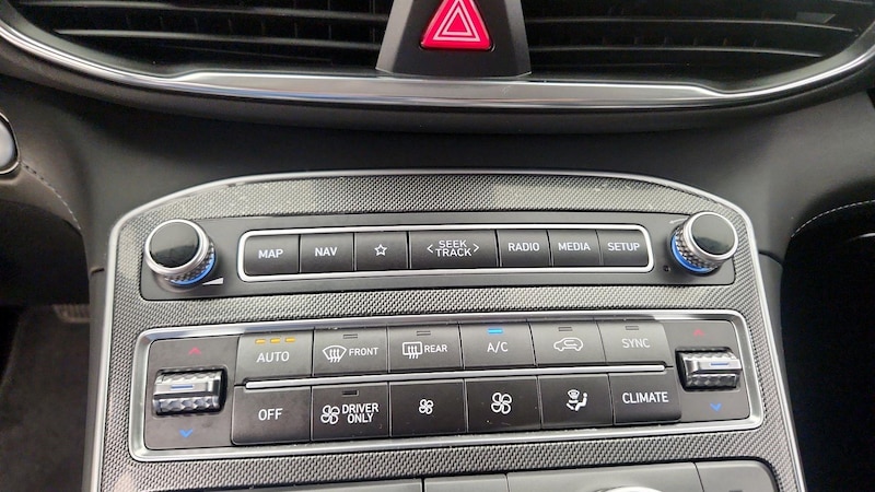 2022 Hyundai Santa Fe SEL 17