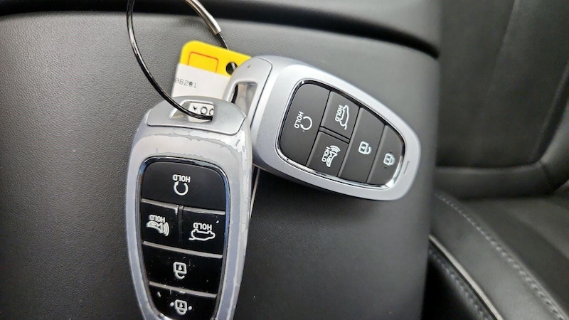 2022 Hyundai Santa Fe SEL 23