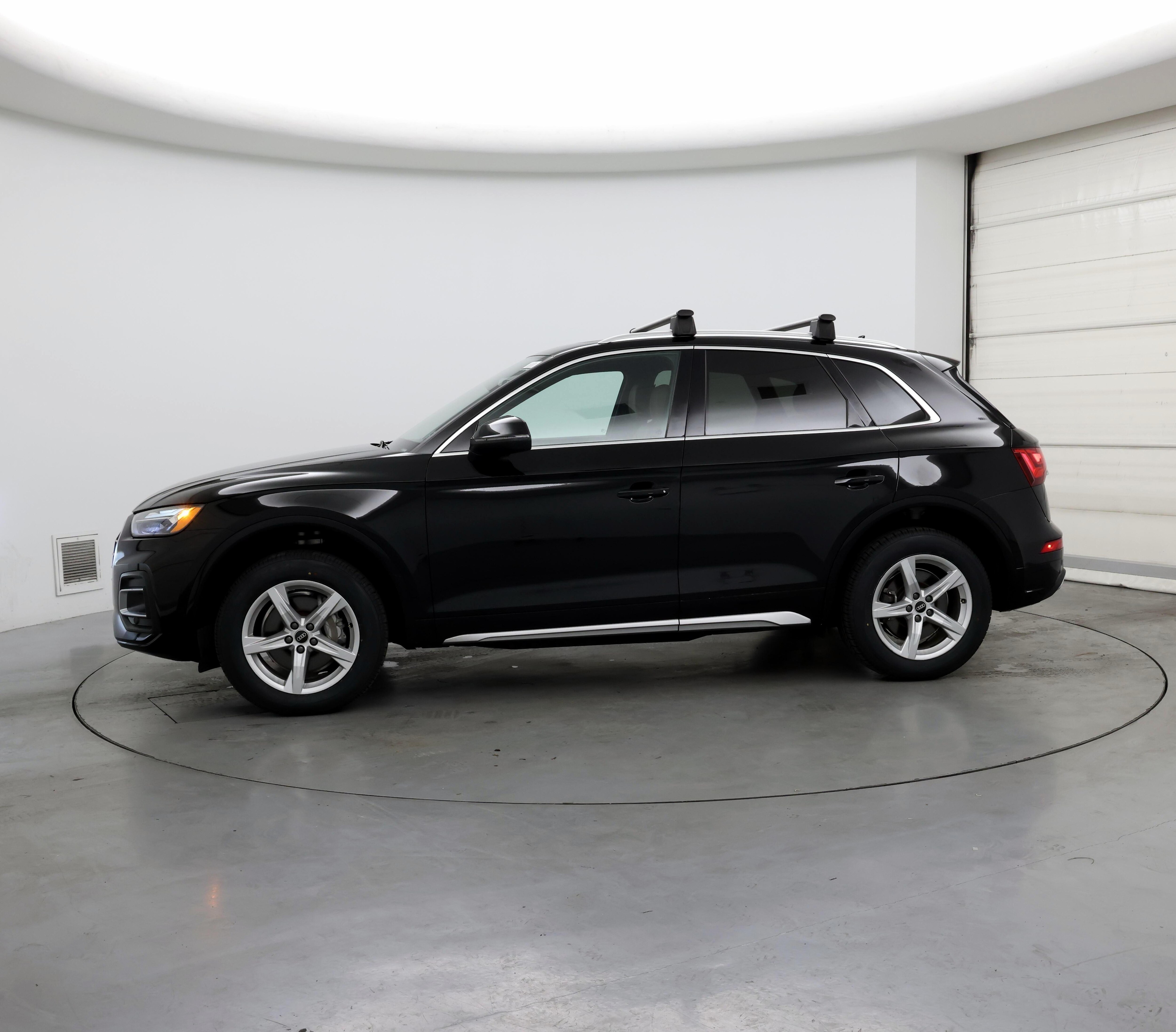 Thumbnail: 2021 Audi Q5 - 3