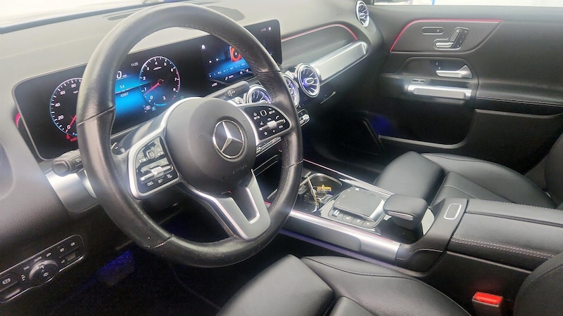 2021 Mercedes-Benz GLB 250 9