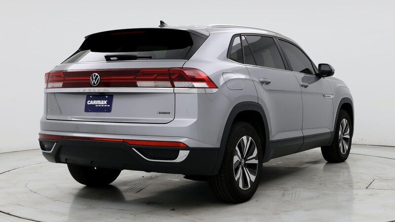 2024 Volkswagen Atlas SE 8