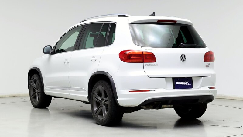 2017 Volkswagen Tiguan Sport 2