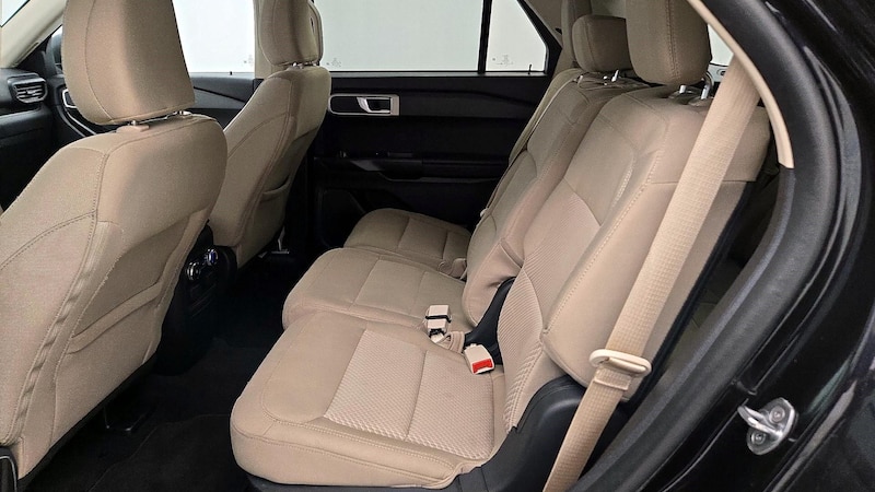 2021 Ford Explorer  19
