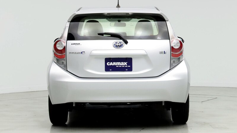 2013 Toyota Prius c Two 6