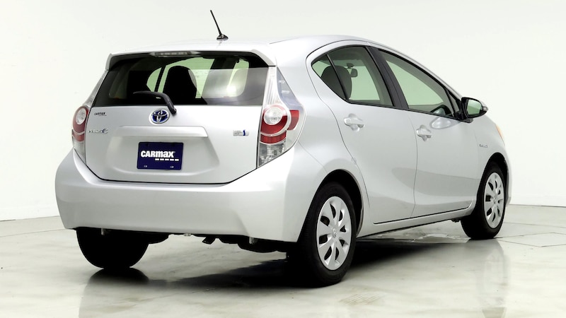 2013 Toyota Prius c Two 8