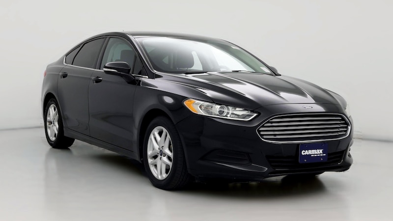 2014 Ford Fusion SE Hero Image