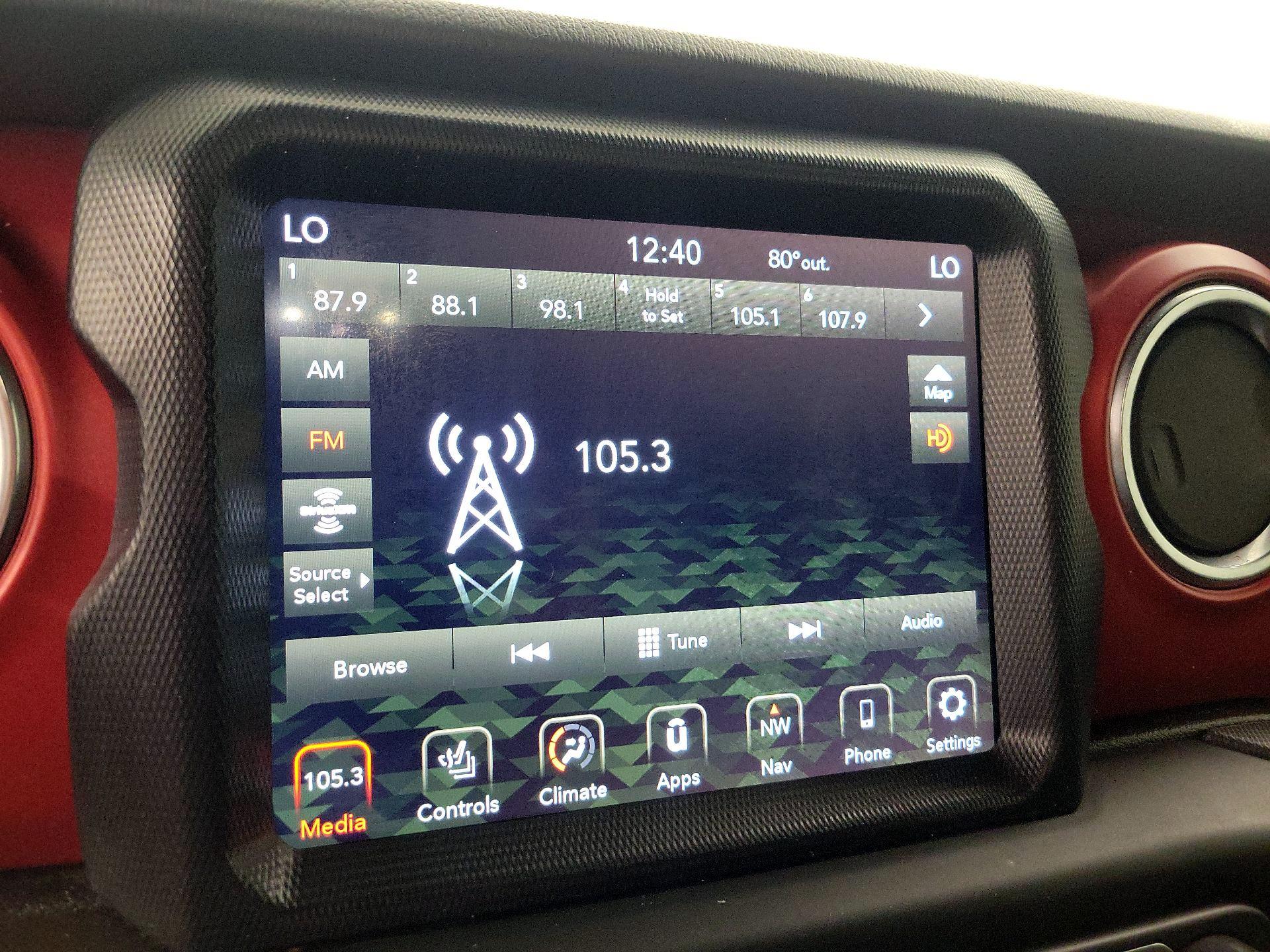 Thumbnail: 2020 Jeep Gladiator - 16