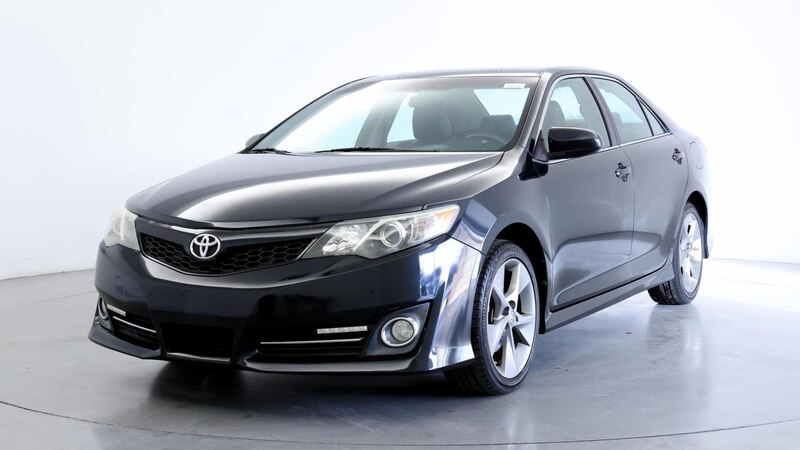 2014 Toyota Camry SE 4