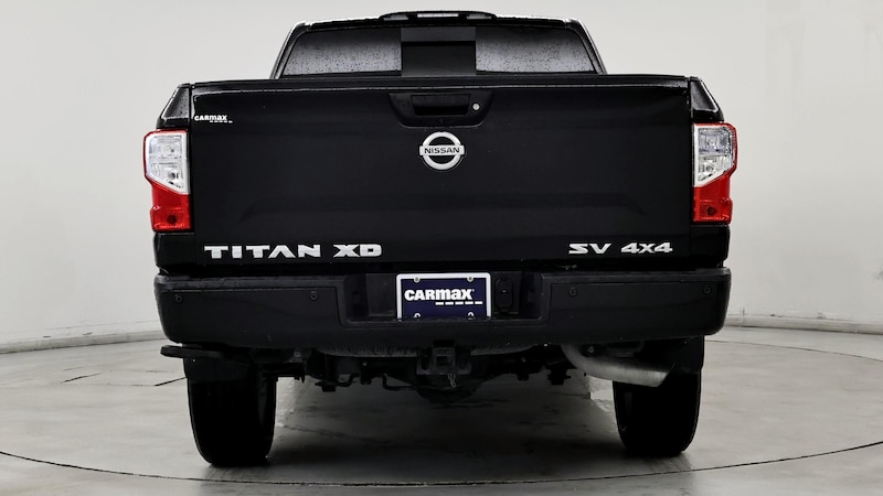 2019 Nissan Titan SV 6