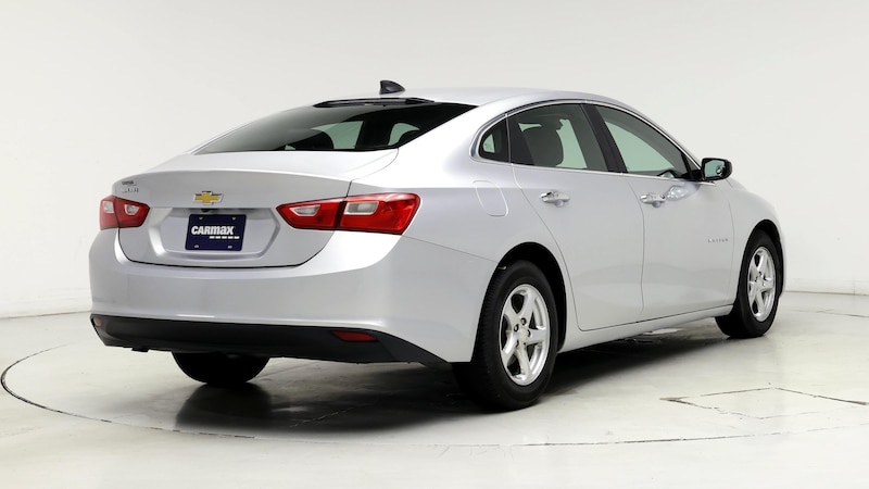 2018 Chevrolet Malibu LS 8