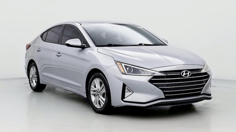 2020 Hyundai Elantra SEL Hero Image