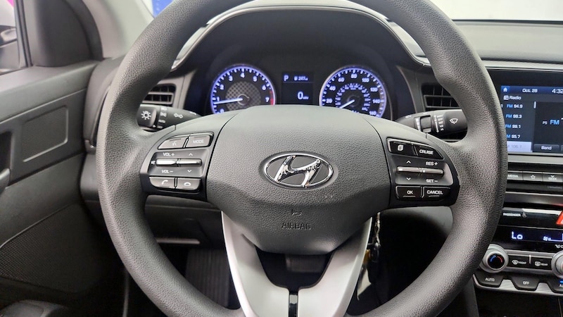 2020 Hyundai Elantra SEL 10