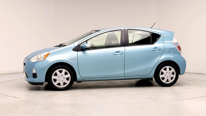 2014 Toyota Prius c Two 3