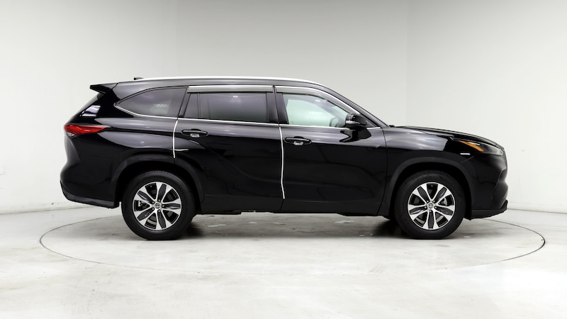 2022 Toyota Highlander XLE 7